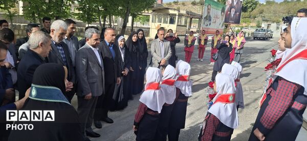 پیشتازان چهارمحال و بختیاری میزبان رئیس سازمان مدارس غیردولتی وزارت آموزش و پرورش 