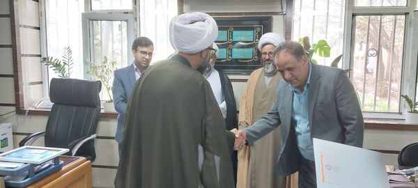 تقدیر از امام جماعت‌های مدارس باخرز