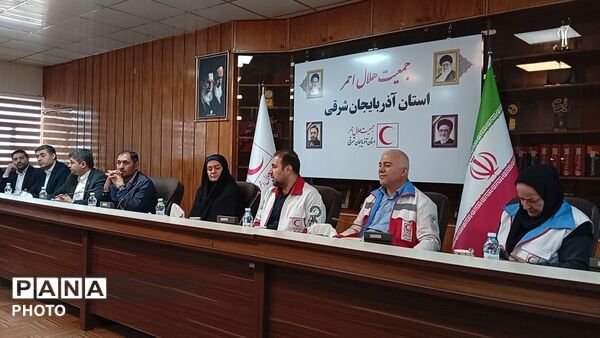 گرامیداشت روز جهانی صلیب سرخ و هلال‌احمر با حضور تشکل‌های دانش‌آموزی در آذربایجان شرقی