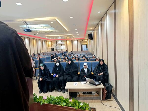 انتخابات هیات رئیسه مجمع دانش‌آموزی استان قم