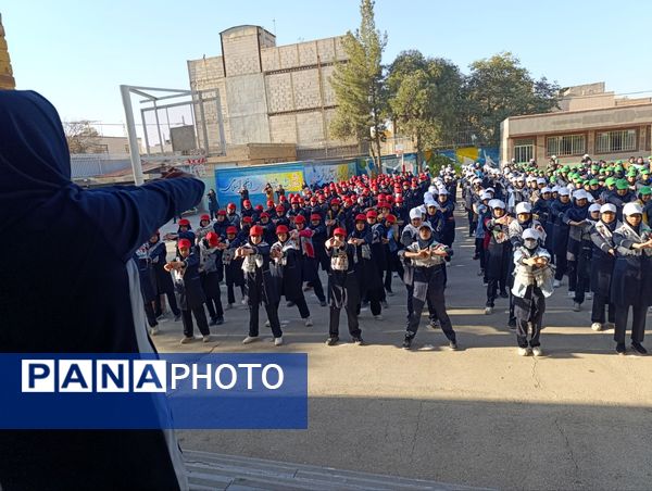 نشاط با ورزش در هفته تربیت بدنی