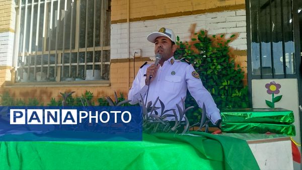 گرمیداشت هفته نیروی انتظامی در ناحیه 7 مشهد