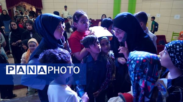 هم‌نشینی اعضای مراکز کانون پرورش فکری کودکان و نوجوانان در مشهد