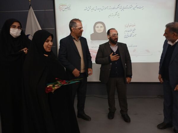 آیین تکریم و تجلیل از پژوهشگران برتر ناحیه۶