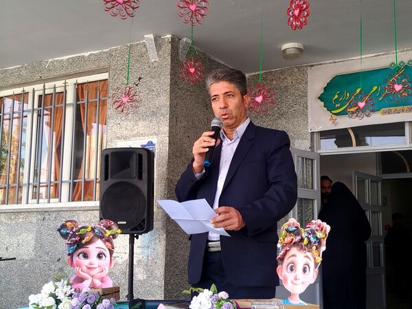 طلوع شکوفه‌های امید در دبستان امین زاده فاروج 