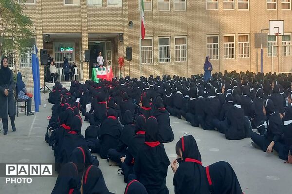 جشن ولادت عقیله بنی هاشم حضرت زینب در مدرسه عترت قرچک