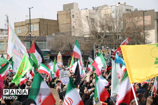 نسل جدید، پای آرمان‌های انقلاب 