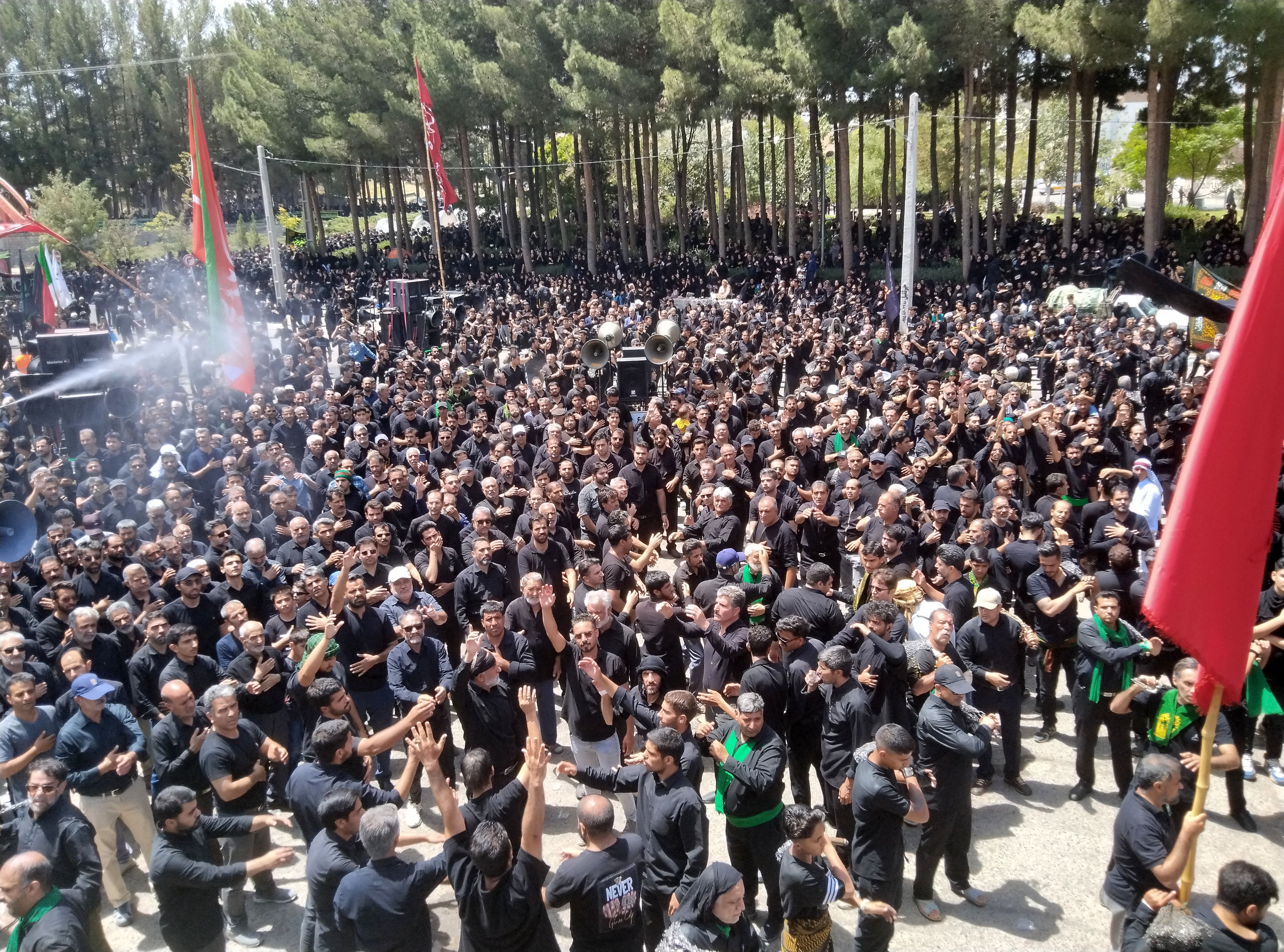 عزاداری عاشورای حسینی در میدان قتلگاه بیرجند 