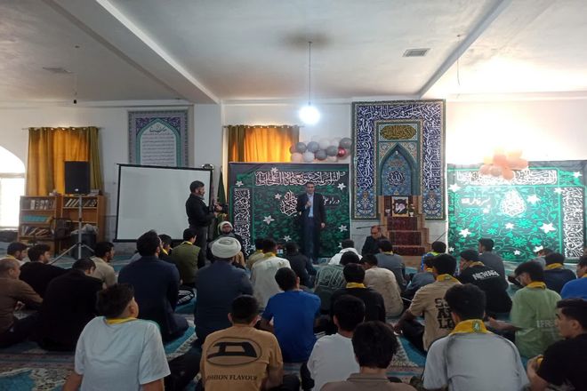 اعتکاف یعنی دل کندن از شلوغی‌های دنیا و صادقانه با خدا حرف زدن