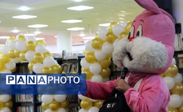 جشن تکلیف دانش‌آموزان دبستان آیین روشن در مصلی امام خمینی(ره) شهریار 