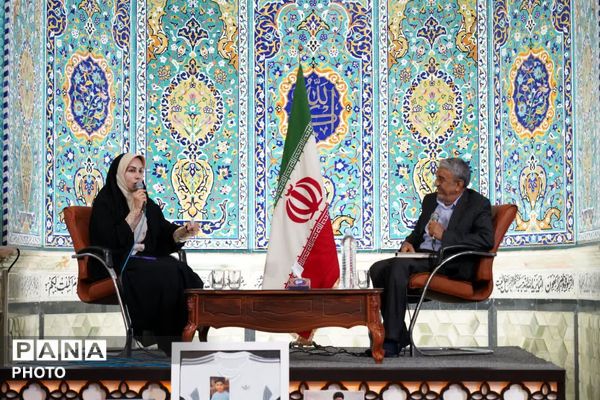 مراسم گرامیداشت مقام معلم در شهرستان بم