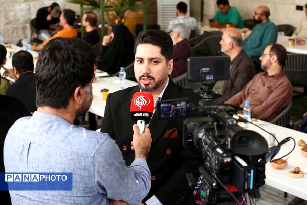 مستند «سلاح نفت» در کافه فلسطین رونمایی شد