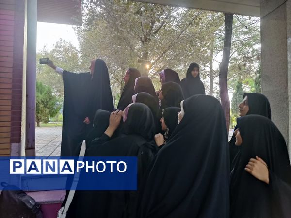 برگزاری اردو یاوران ولایت دختران متوسطه اول استان اصفهان