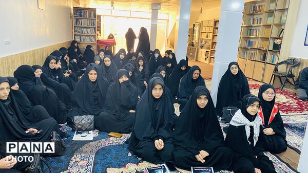 دیدار جمعی از فرهنگیان شهرستان باخرز با امام جمعه شهرستان