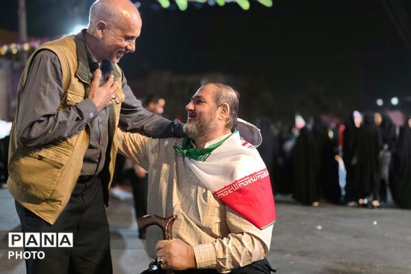 جشن آغاز امامت در شب‌های چراغانی