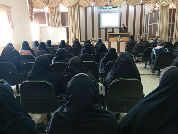 کارگاه‌های آموزش اولیاء دانش‌آموزان شهرستان بن 