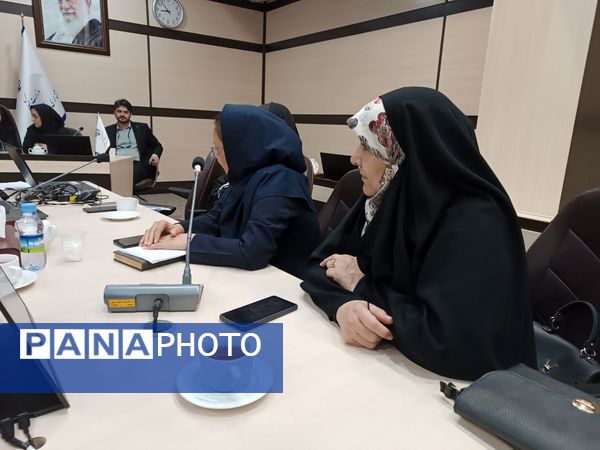 پیشران‌های توسعه؛ همایش ملی بانوان کارآفرین در مشهد کلید خورد