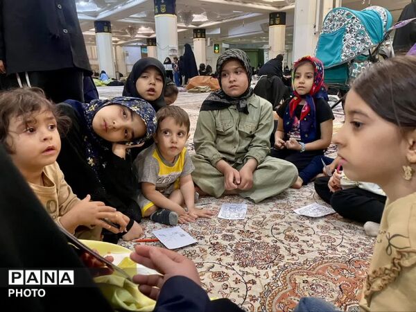 مراسم هیات نوجوانان «زیر گنبد طلا» به مناسبت اربعین
