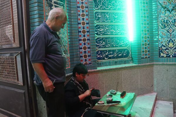 خادمی نوجوانان در عزاداری سید و سالار شهیدان در مشهد