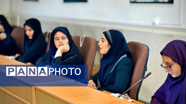 برگزاری دوازدهمین دوره‌ انتخابات مجلس دانش‌آموزی استان مرکزی در بخش دختران