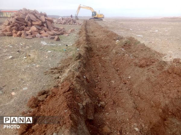 توسعه زیرساخت‌های آموزشی در روستای درخت سنجد