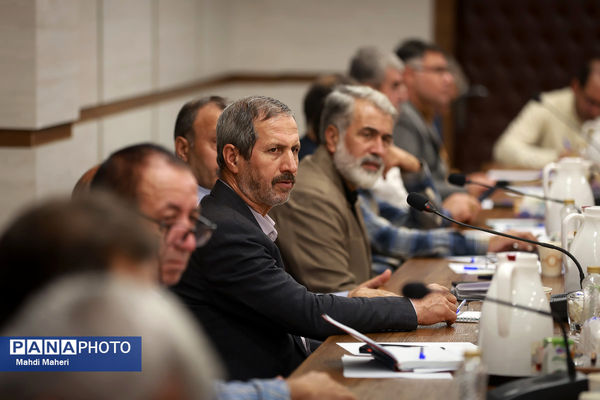 جلسه هم‌اندیشی و هم‌افزایی سرناظران پایش فعالیت‌های قرآن، عترت و نماز در سراسر کشور