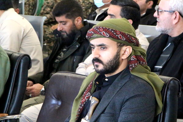 مراسم نمادین استقبال از امام خمینی (ره) در فرودگاه یزد 