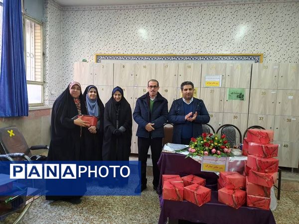 تقدیراز مادران فاطمی و تجلیل از مقام شامخ زن در دبستان هیات امنایی ملاصدرا