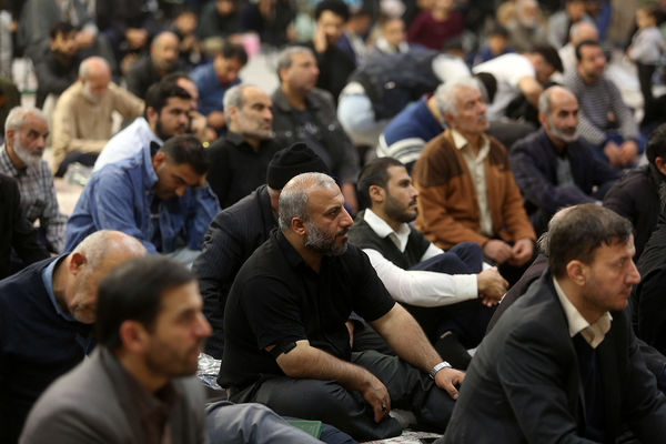 مراسم یادبود کودکان و زنان شهید بمباران هوایی روضه فاطمیه قم
