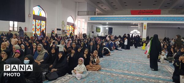اجتماع بزرگ «مادر و دختری» در بندرعباس با حضور خادمان رضوی