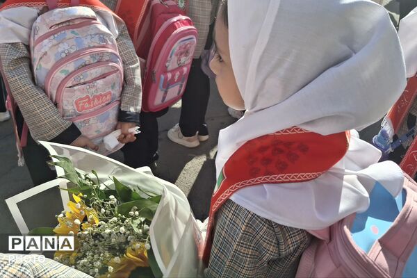 اول مهر در دبستان ۱۷ شهریور؛ شروعی دوباره برای ساختن فردایی روشن
