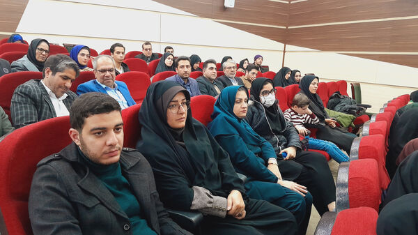 آیین تجلیل از پژوهشگران برگزیده کشوری و استانی اداره آموزش‌وپرورش استان اصفهان