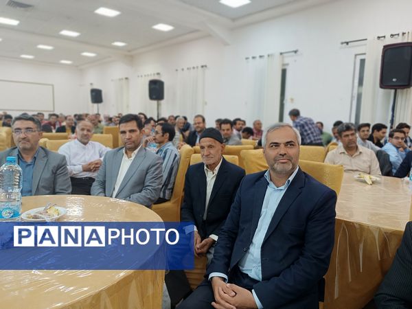 معلمان ستارگان درخشان مسیر علم و دانش