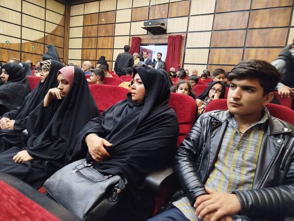مراسم رونمایی از کتاب هجران یعقوب در کاشمر