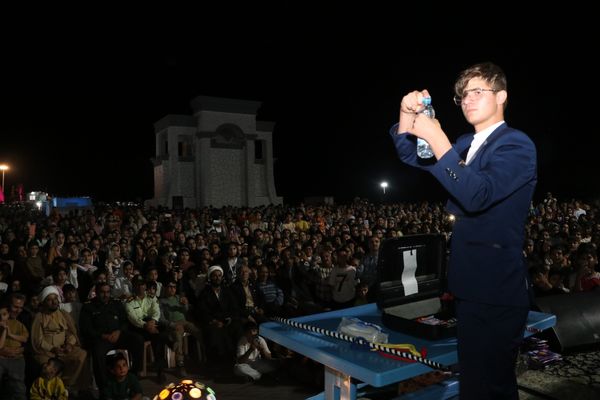 برگزاری جشن بزرگ میلاد با سعادت کریمه اهل بیت و روز دختر در آشخانه