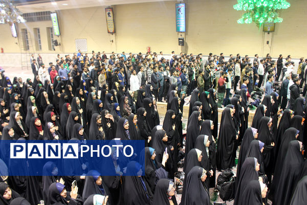 یادواره شهدای مقاومت با حضور دختر سید حسن نصرالله در قم