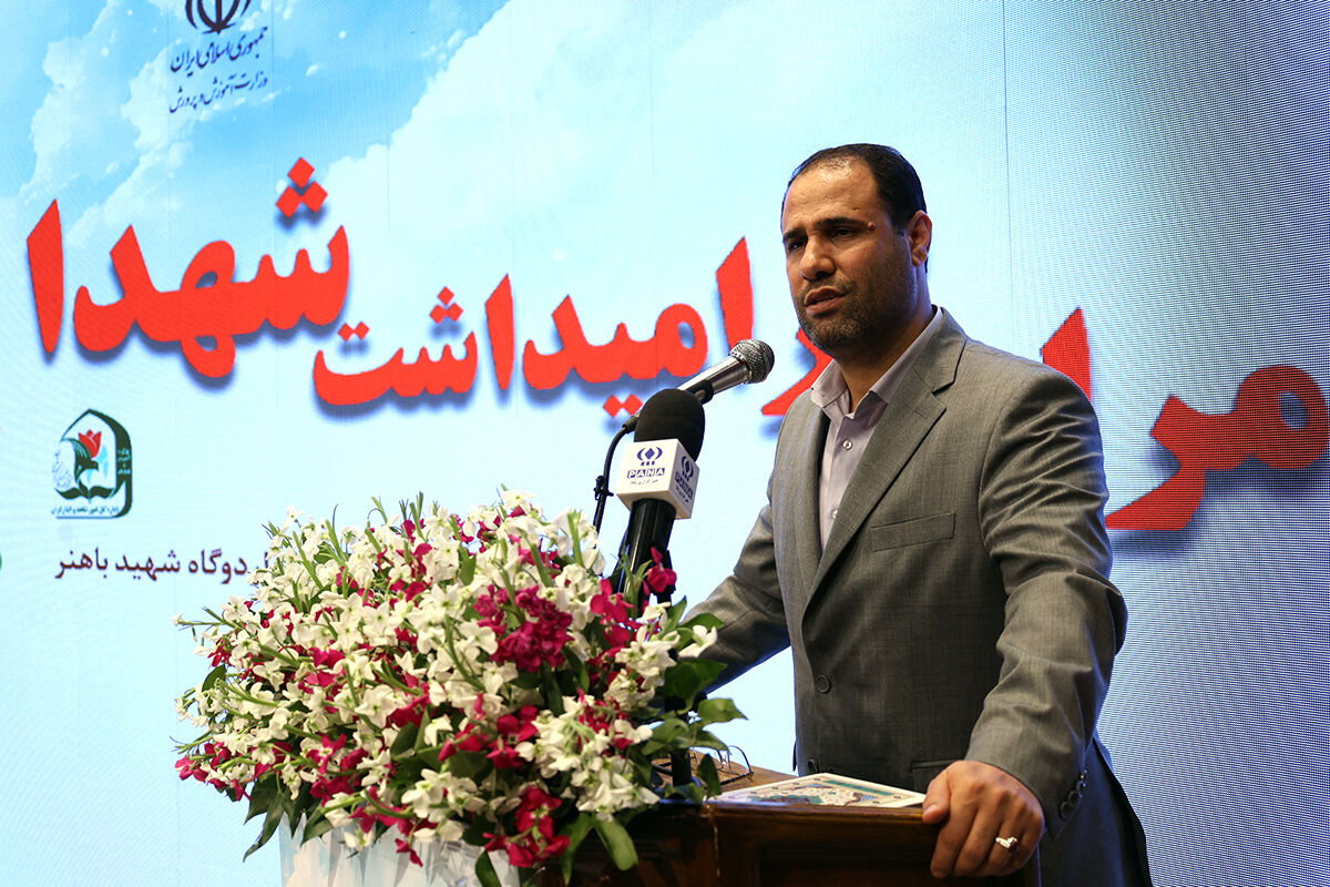 ماموریت اصلی مدارس شاهد ترویج فرهنگ ایثار و شهادت است 