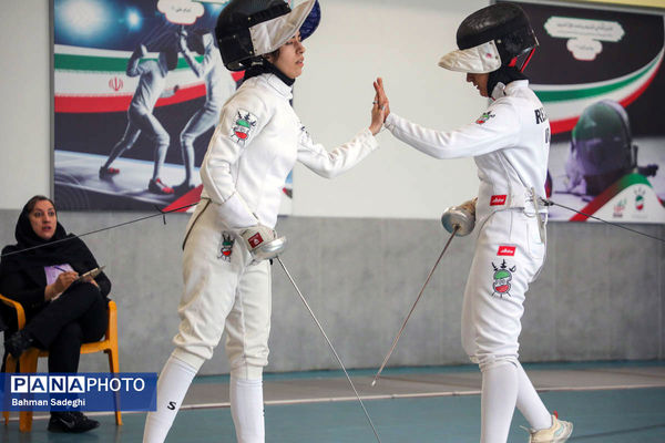 لیگ برتر شمشیربازی دختران