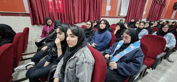 تریبون آزاد فرصتی برای شنیده شدن صدای دانش‌آموزان