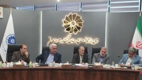 تجهیز مدراس ‌به پنل‌های خورشیدی و راه‌اندازی دانشگاه‌‌ فرهنگیان در تمام استان‌ها در دستور‌کار خیرین مدرسه‌ساز