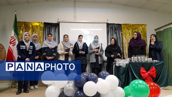 جشن ستارگان ویژه دانش آموزان برتر دبیرستان نورالهدی 