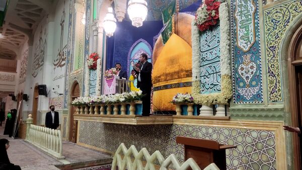 اجتماع دختران دانشجو در حرم مطهر حضرت معصومه (س) به مناسبت روز دختر  