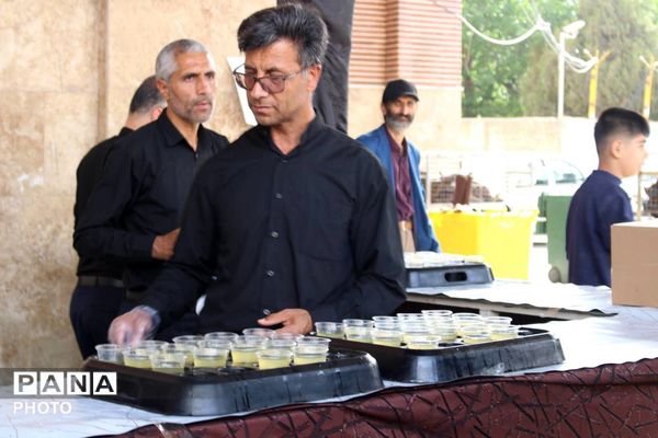 آیین گرامیداشت چهلم شهیدان ملکی در مصلای نظرآباد 