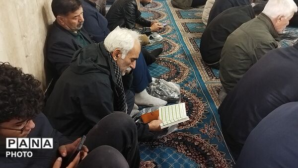 قرائت آل یاسین به یاد رهبر شهید معظم انقلاب اسلامی در نیشابور 