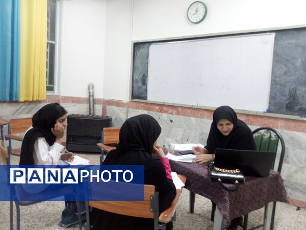 پایگاه خدمات مشاور تحصیلی در کاشمر