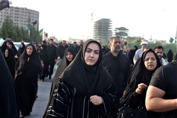 آیین پیاده‌روی اربعین حسینی در بلوار پیامبر اعظم(ص) قم