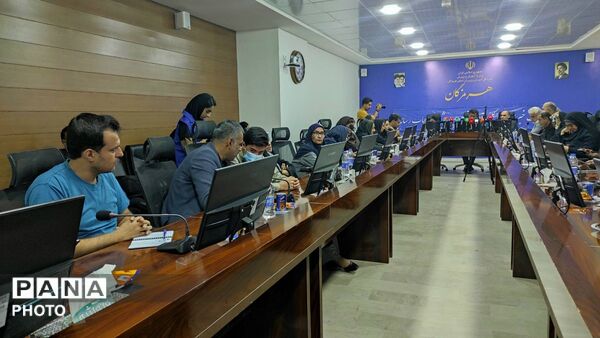 نشست خبری مدیرکل آموزش و پرورش هرمزگان با حضور اصحاب رسانه