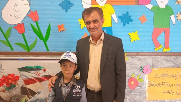 آغاز سال تحصیلی با جشن شکوفه‌ها در دبستان دکتر علی شریعتی 