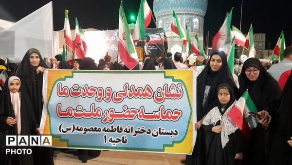 حضور حماسی مدارس قم در تجمعات شبانه آستان مقدس امامزاده موسی مبرقع(ع)