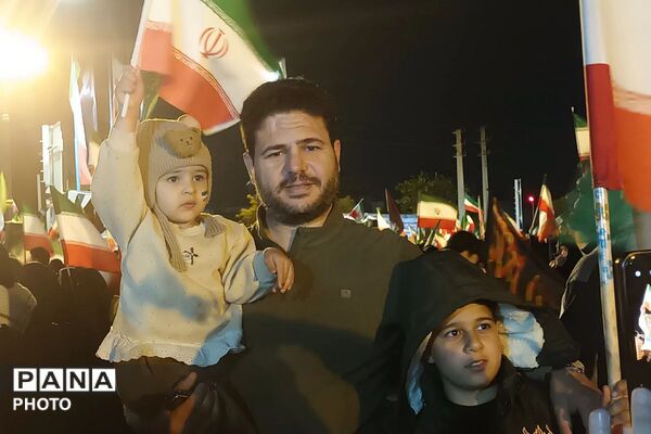 تجمعات‌ شبانه ضد صهیونیستی در میدان امام خمینی (ره) شهرستان قرچک